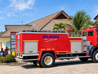 PT TIMAH Dukung Penanganan Karhutla di Bangka Barat, Kerahkan Mobil Damkar dan Tim Rescue